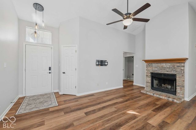 11076 Oakridge Drive, Fishers, IN 46038