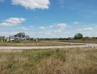 732 Vienna Way, Traverse City, MI 49696