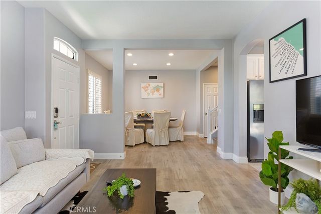 205 Cherrybrook Lane, Irvine, CA 92618