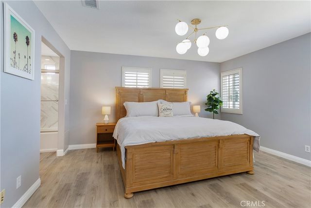 205 Cherrybrook Lane, Irvine, CA 92618