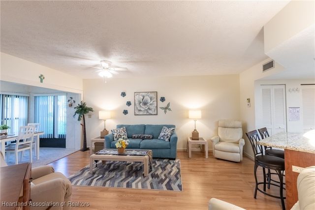 4985 Casablanca Circle N J5, Sebring, FL 33870