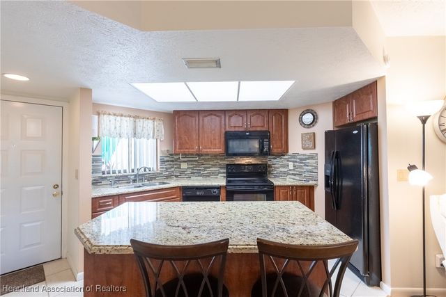 4985 Casablanca Circle N J5, Sebring, FL 33870