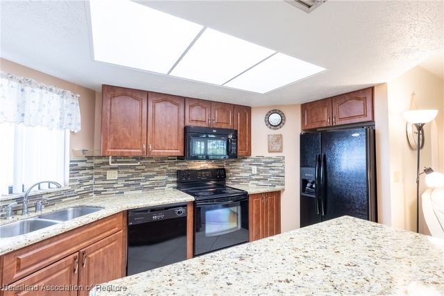 4985 Casablanca Circle N J5, Sebring, FL 33870