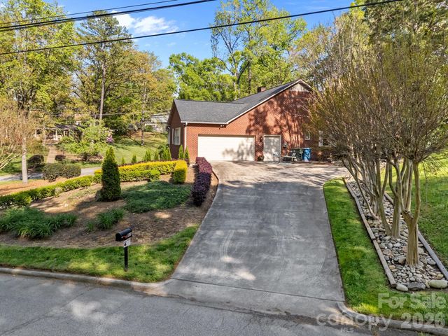 961 Confederate Avenue, Salisbury, NC 28144
