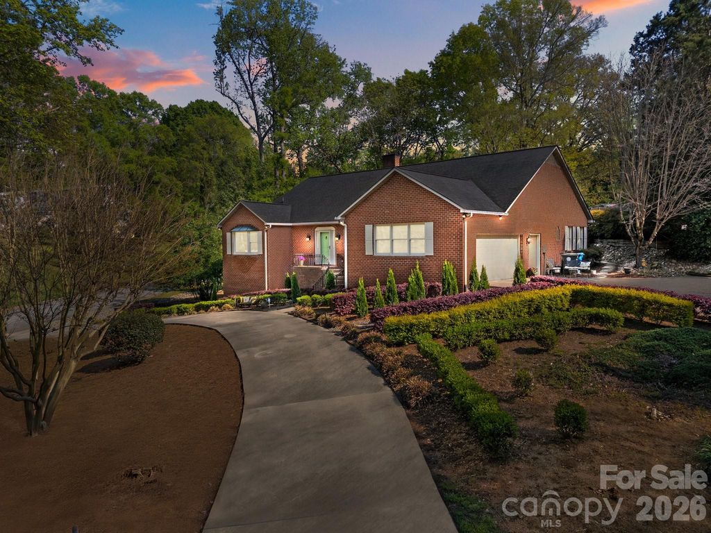961 Confederate Avenue, Salisbury, NC 28144