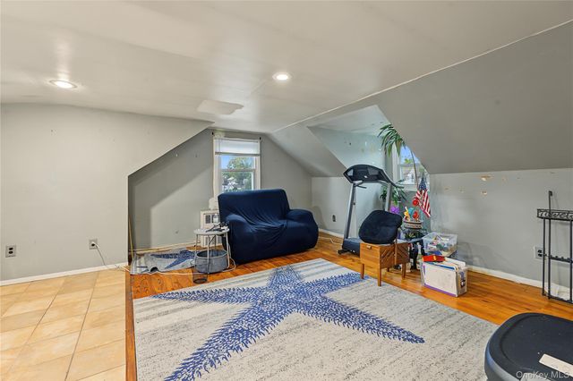 702 Partridge Avenue, West Hempstead, NY 11552