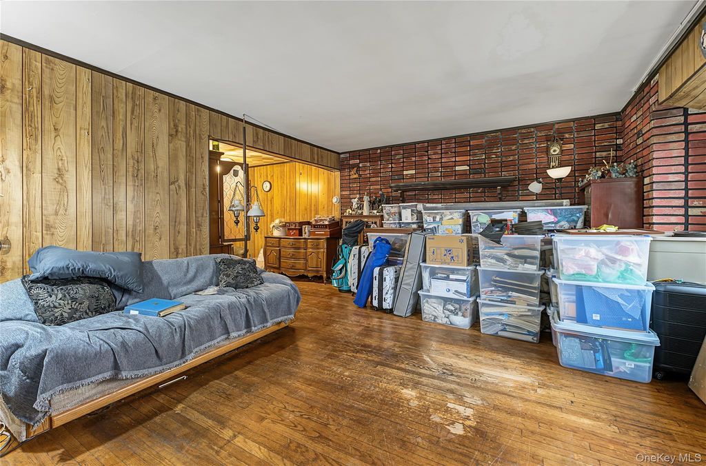 702 Partridge Avenue, West Hempstead, NY 11552 — photo 3