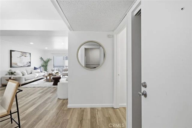 5257 Radford Avenue 212, Valley Village, CA 91607