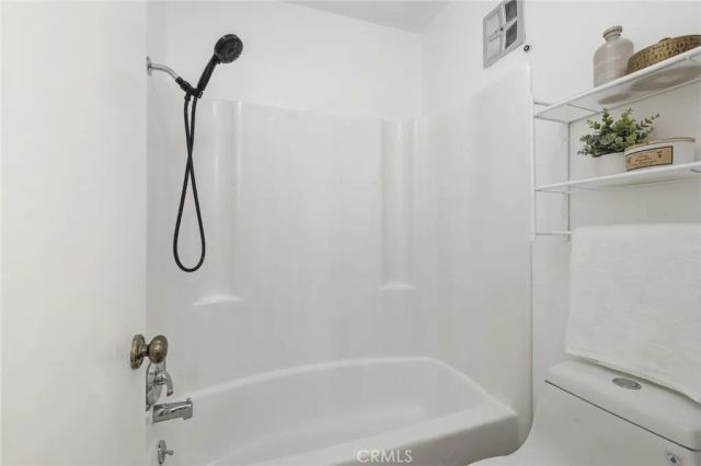 5257 Radford Avenue 212, Valley Village, CA 91607
