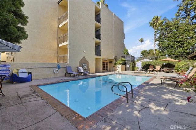 5257 Radford Avenue 212, Valley Village, CA 91607