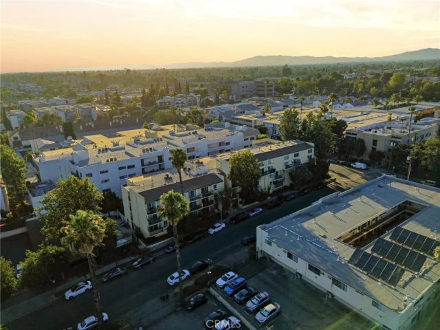 5257 Radford Avenue 212, Valley Village, CA 91607