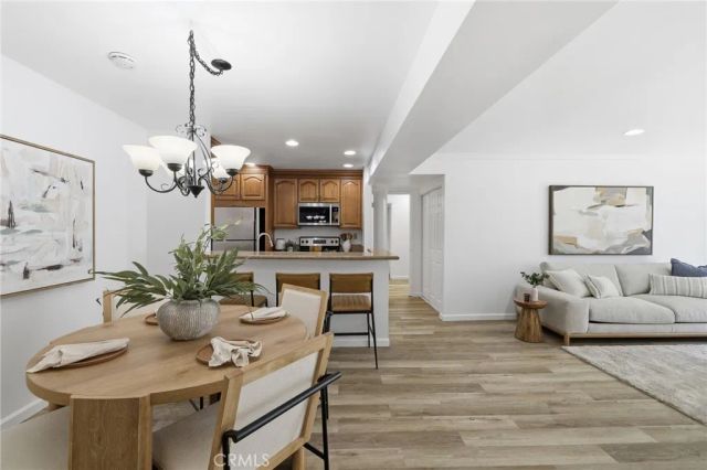 5257 Radford Avenue 212, Valley Village, CA 91607
