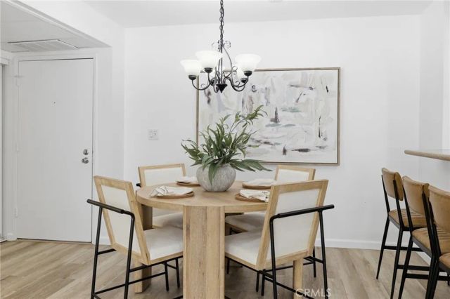 5257 Radford Avenue 212, Valley Village, CA 91607