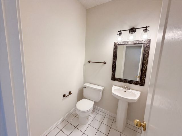 1213 Cardigan Street, Garland, TX 75040