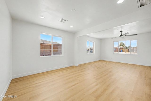 1917 W WHITTON Avenue, Phoenix, AZ 85015