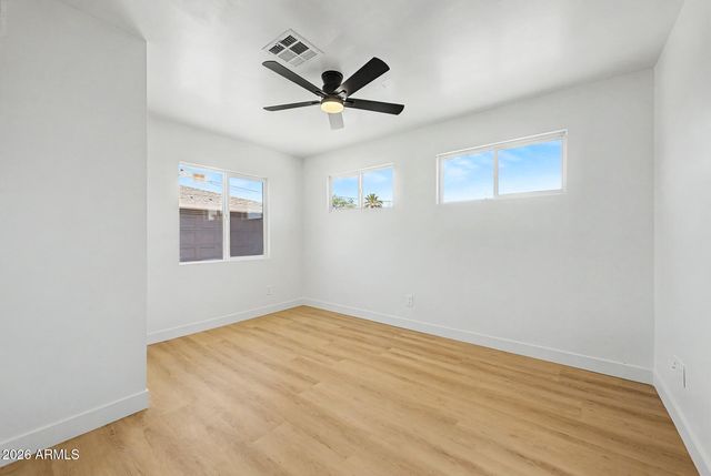 1917 W WHITTON Avenue, Phoenix, AZ 85015