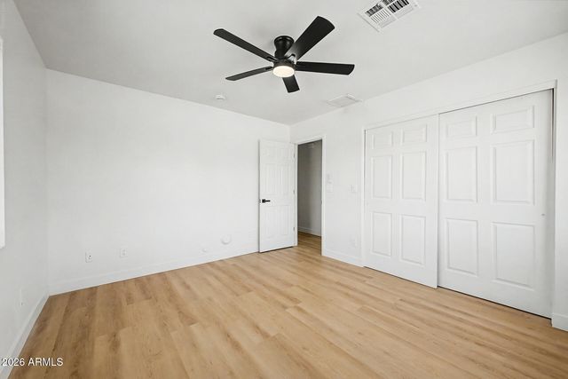 1917 W WHITTON Avenue, Phoenix, AZ 85015