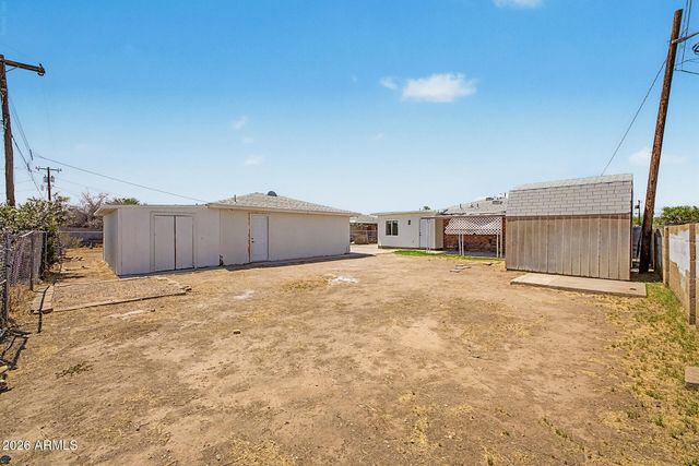 1917 W WHITTON Avenue, Phoenix, AZ 85015