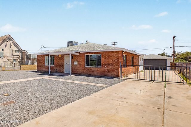 1917 W WHITTON Avenue, Phoenix, AZ 85015