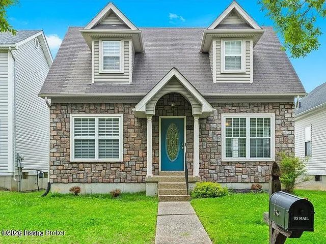 1508 Russell Lee Dr, Louisville, KY 40211