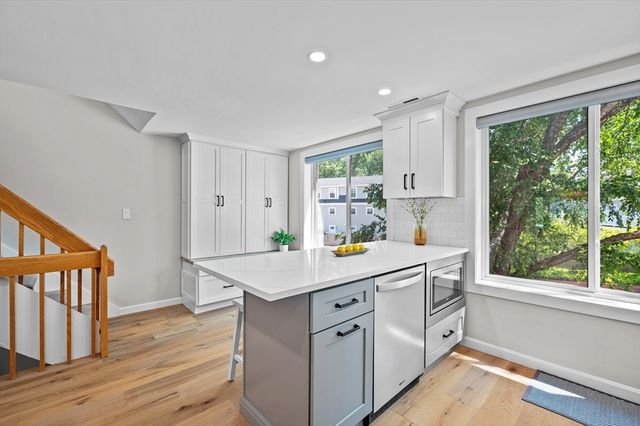 126 Merrimac St 11, Newburyport, MA 01950