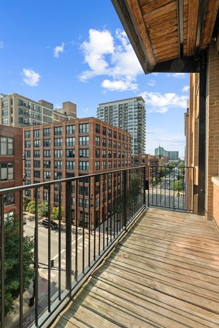 625 W Jackson Boulevard 602, Chicago, IL 60661