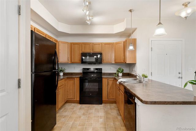 8726 S Kline Street A102, Littleton, CO 80127