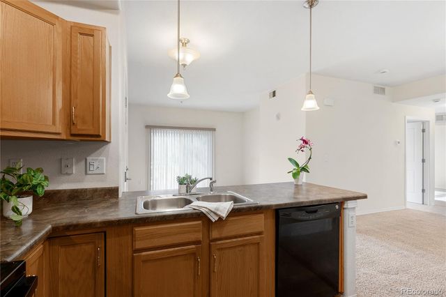8726 S Kline Street A102, Littleton, CO 80127