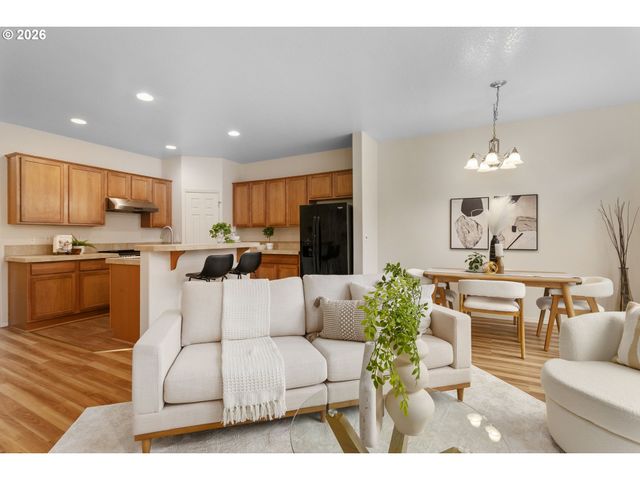 1436 Ne ALEXANDRIA Pl, Hillsboro, OR 97124