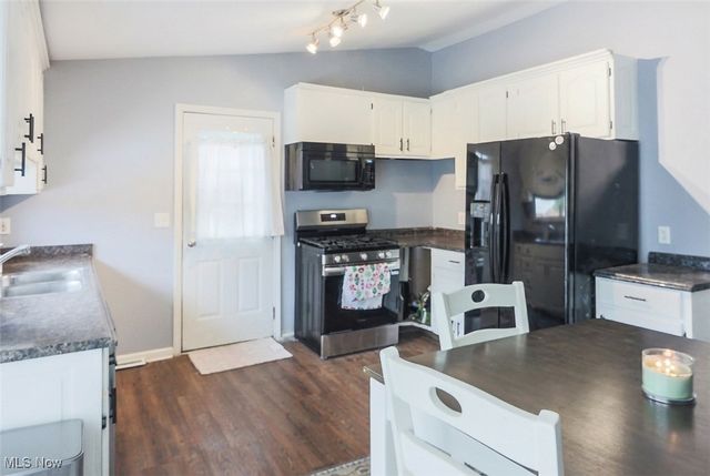 5821 Joanne Court, North Ridgeville, OH 44039