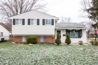 5821 Joanne Court, North Ridgeville, OH 44039