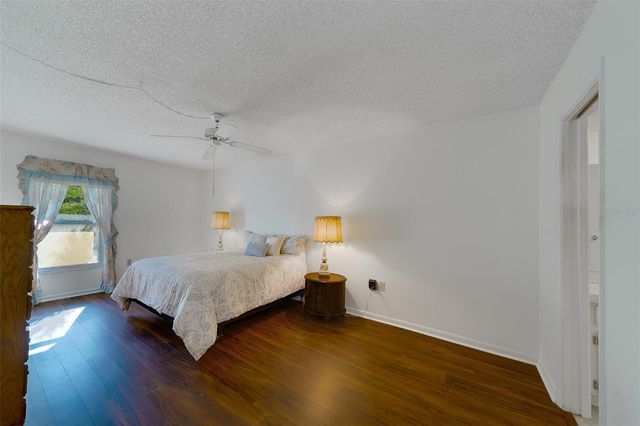 225 COUNTRY CLUB DRIVE F1210, Largo, FL 33771