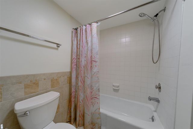 225 COUNTRY CLUB DRIVE F1210, Largo, FL 33771