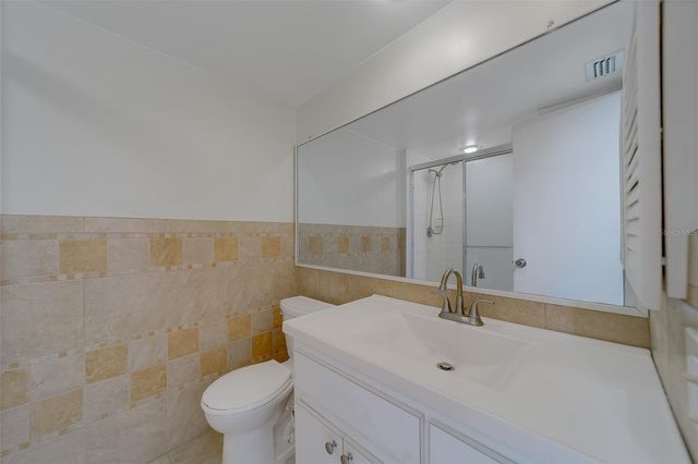 225 COUNTRY CLUB DRIVE F1210, Largo, FL 33771