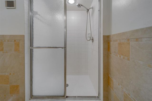 225 COUNTRY CLUB DRIVE F1210, Largo, FL 33771