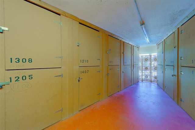 225 COUNTRY CLUB DRIVE F1210, Largo, FL 33771