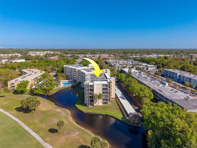 225 COUNTRY CLUB DRIVE F1210, Largo, FL 33771