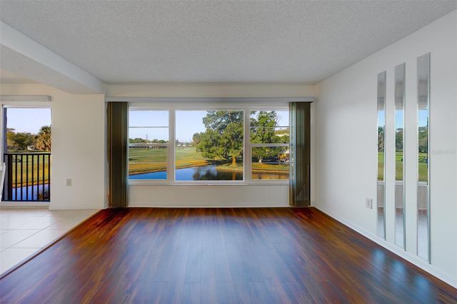 225 COUNTRY CLUB DRIVE F1210, Largo, FL 33771