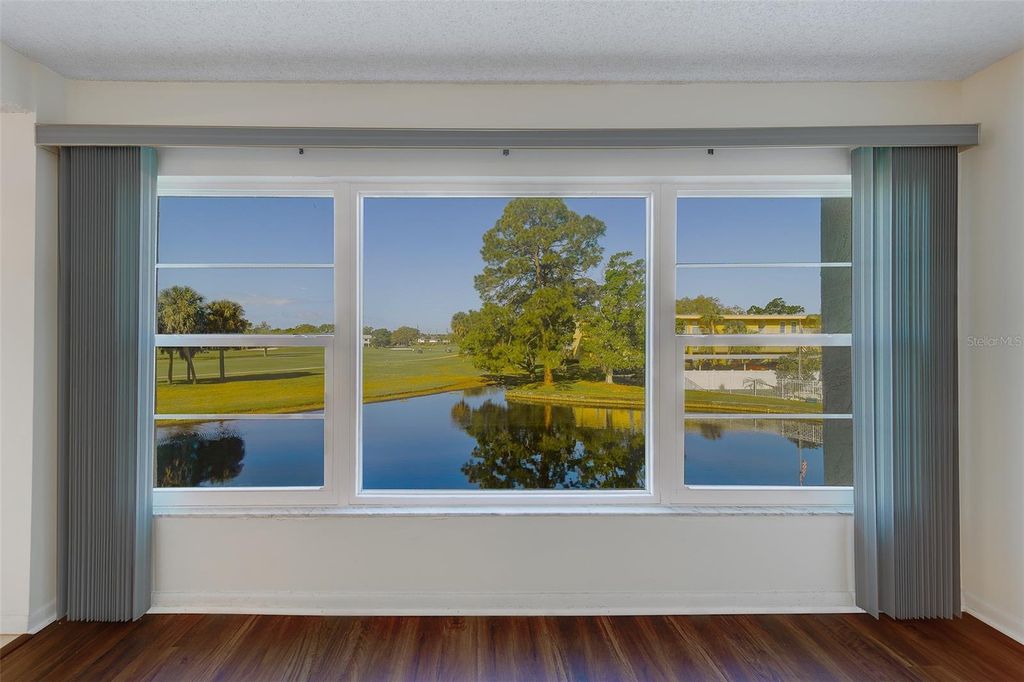 225 COUNTRY CLUB DRIVE F1210, Largo, FL 33771