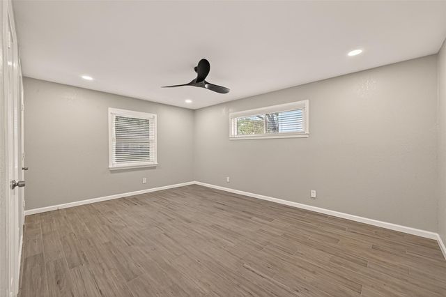 4955 Wigton Drive, Houston, TX 77096