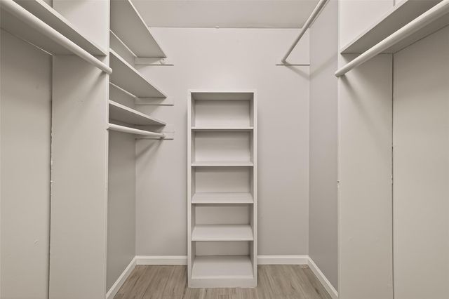 4955 Wigton Drive, Houston, TX 77096