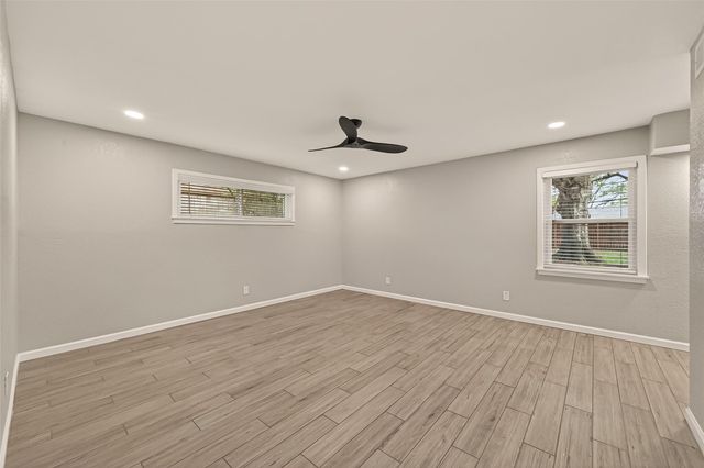 4955 Wigton Drive, Houston, TX 77096