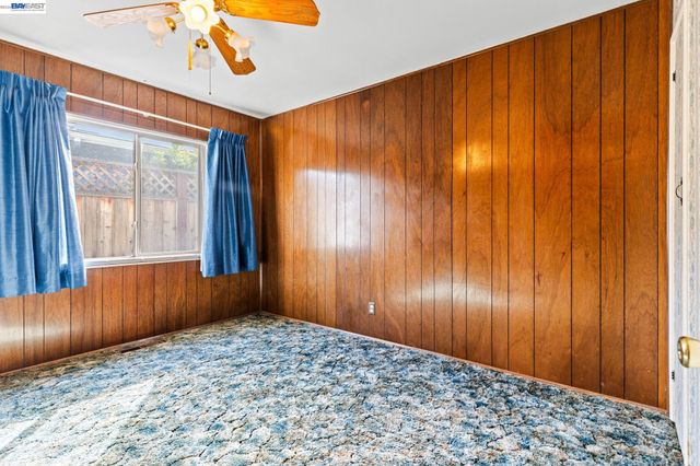 324 Berry Ave, Hayward, CA 94544