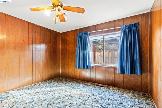 324 Berry Ave, Hayward, CA 94544