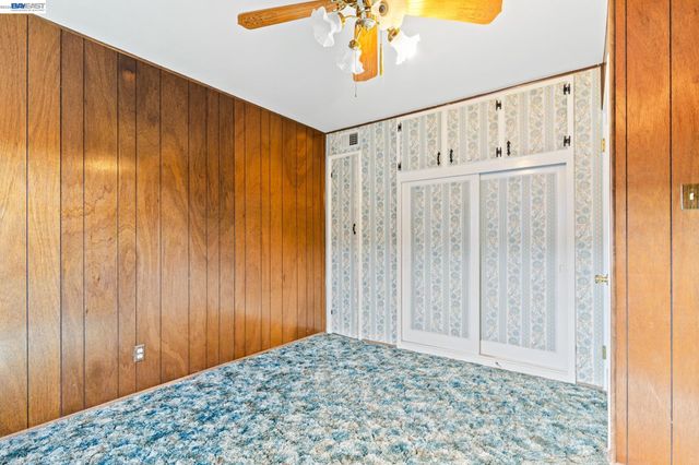 324 Berry Ave, Hayward, CA 94544
