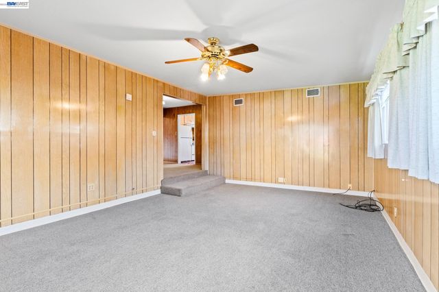 324 Berry Ave, Hayward, CA 94544