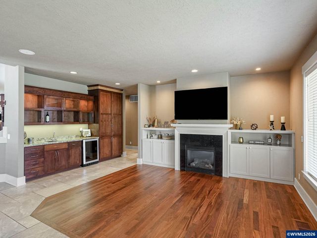 5489 Salal St SE, Salem, OR 97306