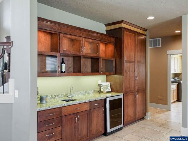 5489 Salal St SE, Salem, OR 97306