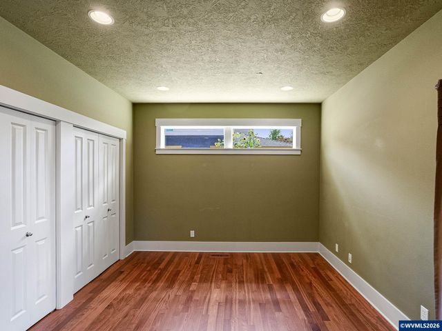 5489 Salal St SE, Salem, OR 97306