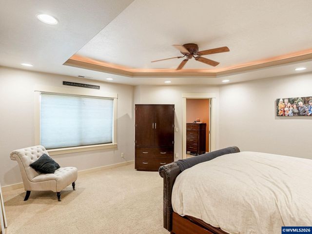 5489 Salal St SE, Salem, OR 97306